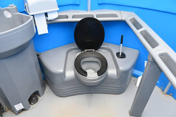 Best Portable restroom trailer rental  in Crescent City, CA